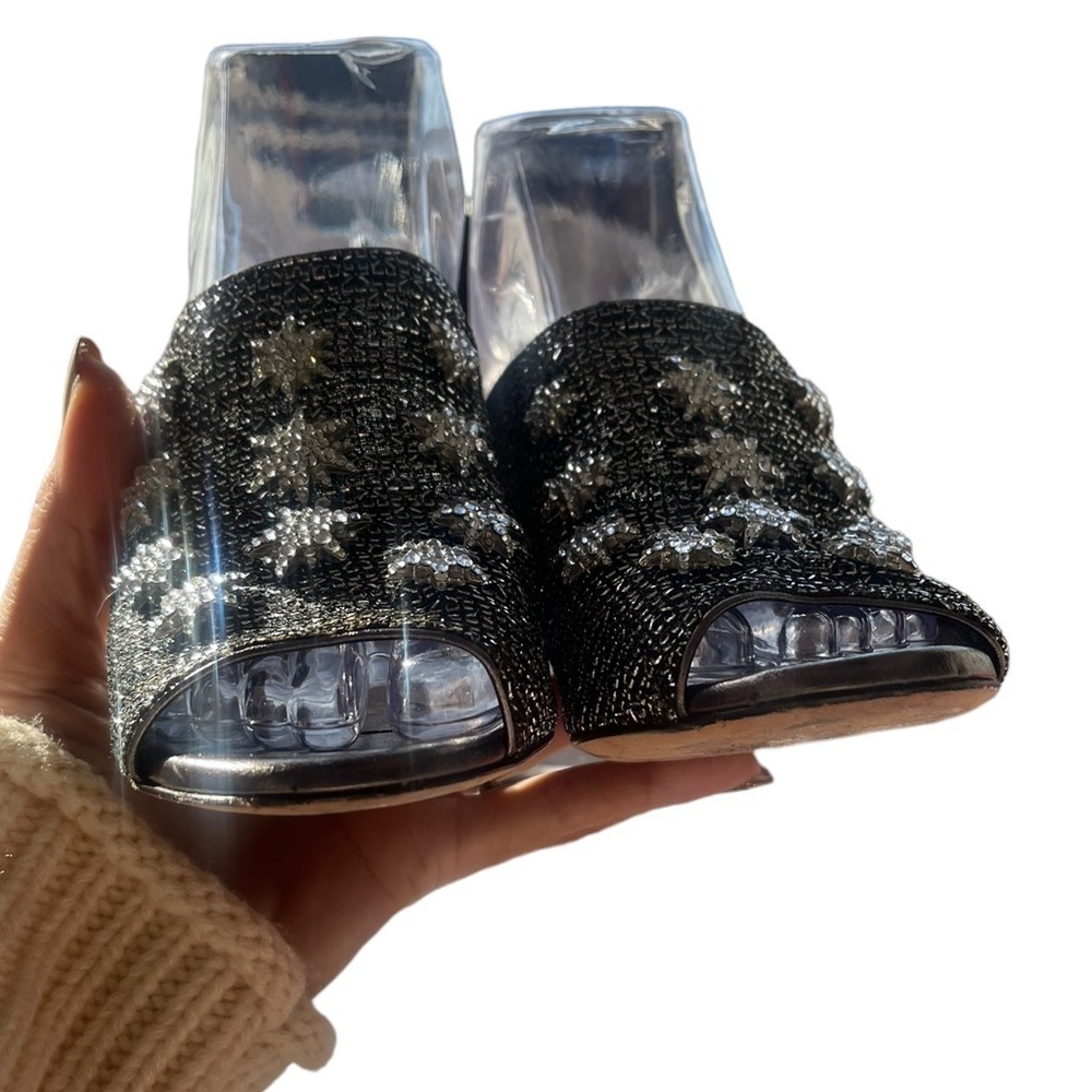 Stuart Weitzman silver slip on heels, starz, RARE style, size 6 whimsical - Picture 4 of 12